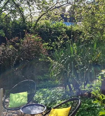 לינה וארוחת בוקר Willem Ii 3*